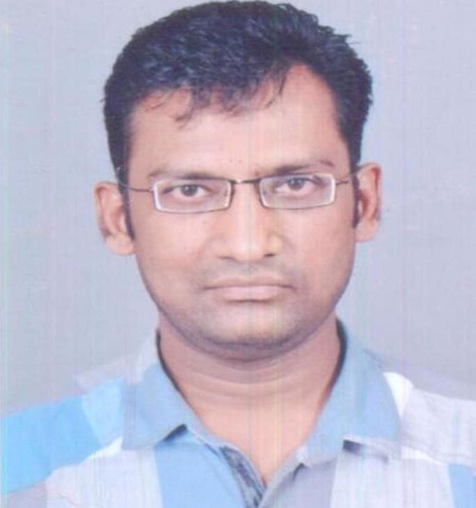 DR ADARSH MANGAL