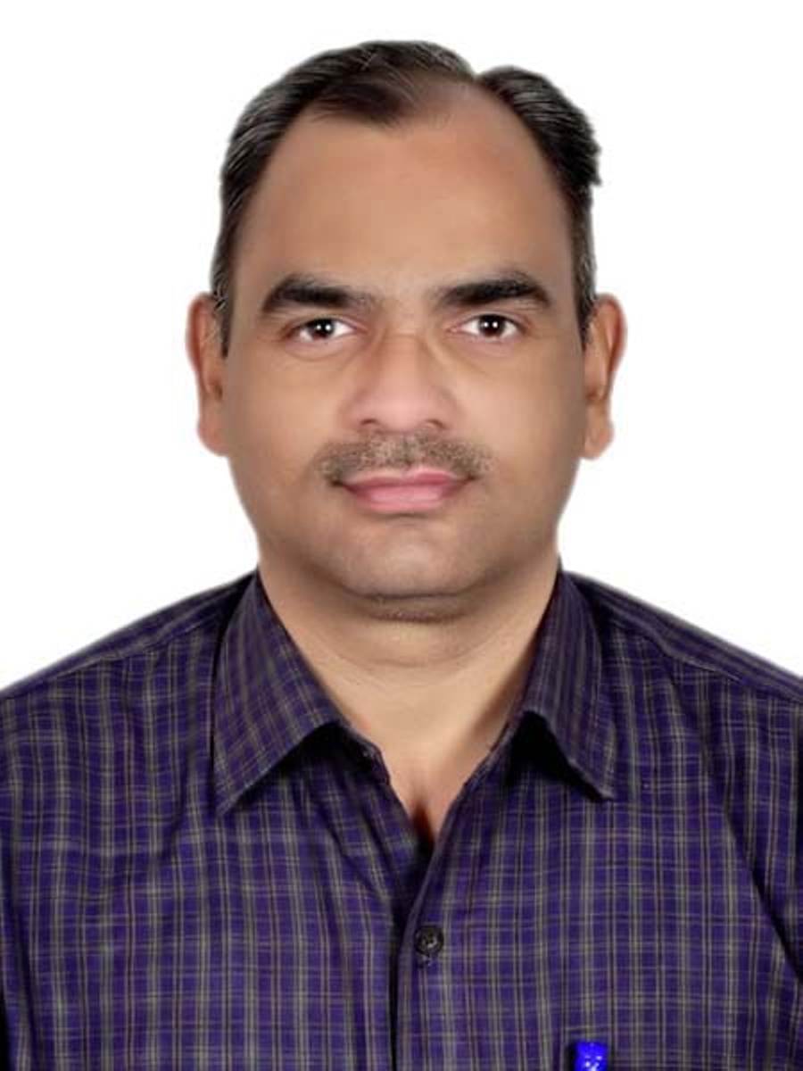 DR YUDHISHTHIR SINGH